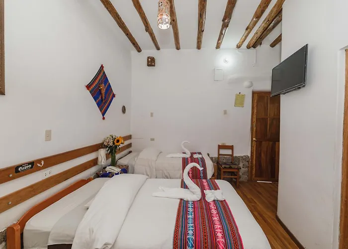 Inn El Grial