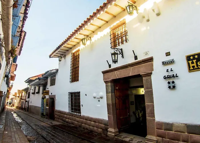 Inn El Grial